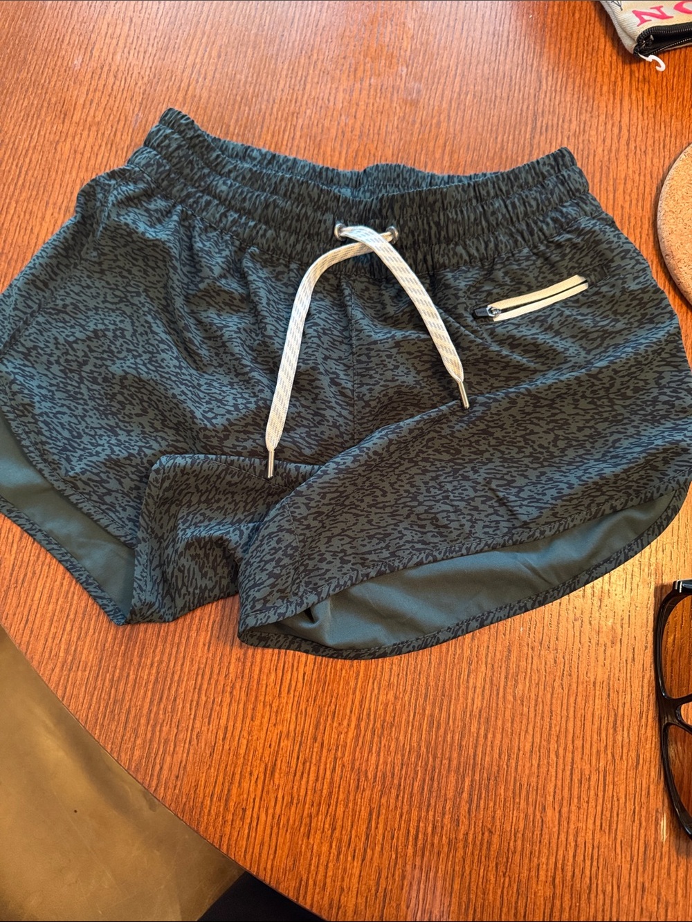Vuori clementine Women’s Athletic Drawstring Shorts - Dark Teal